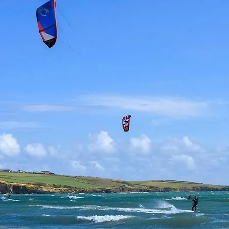 Holiday home Traditional Farm House In The Old Head Of Kinsale Cork