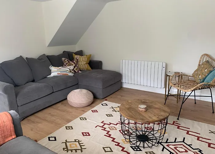 - Sleeps 7 - Garden - Parking Сasa de vacaciones Cork