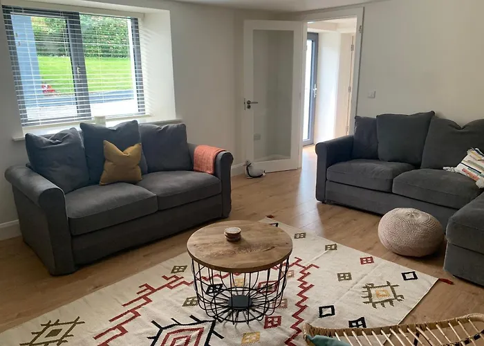 Сasa de vacaciones - Sleeps 7 - Garden - Parking *