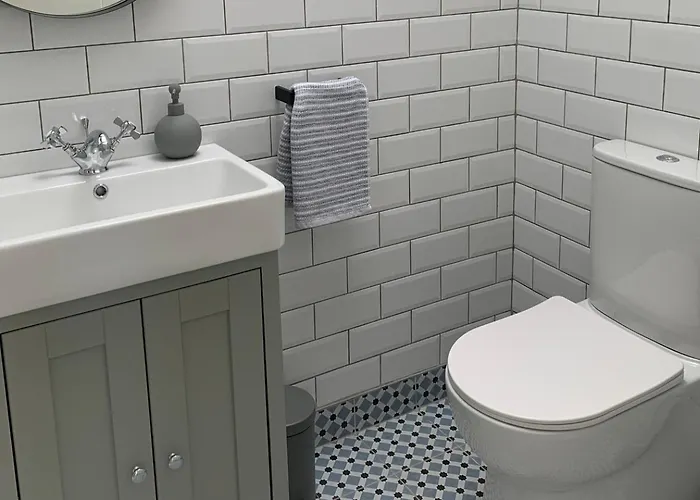 - Sleeps 7 - Garden - Parking Cork